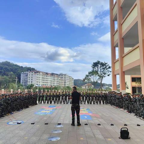 传承红色基因，专注国防教育——定南六小国防军警课社团活动展示