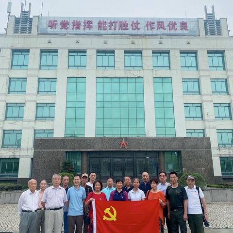 退伍不褪色——记永汇新苑退伍老兵进军营重温军旅生活