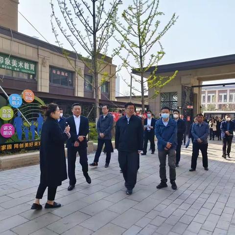 市委组织部副部长李勇带队到西湖社区观摩“五星”支部创建工作