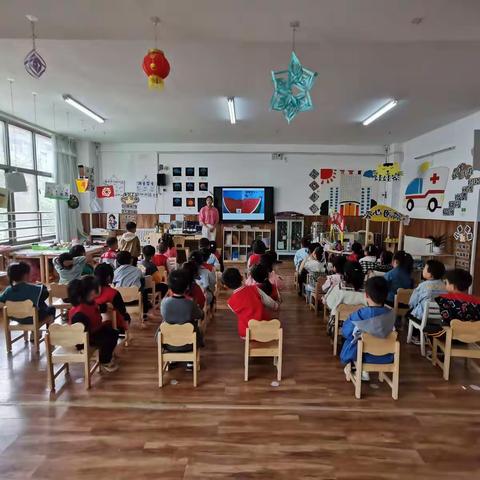 洛宁县直第二幼儿园中一班“家长进课堂”主题活动一垃圾分类--《垃圾去哪了》