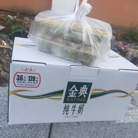 短暂的探试