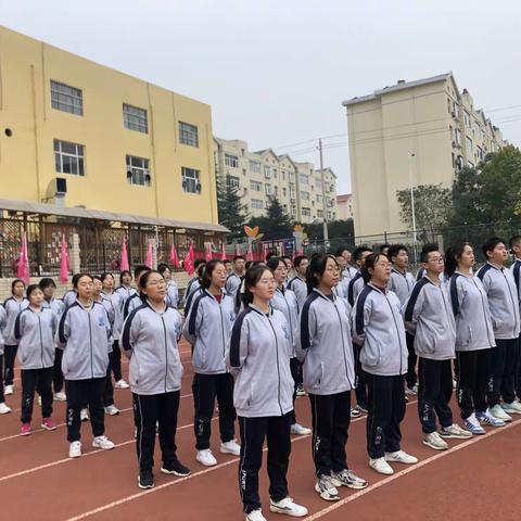 运城中学高二军训复训2011班