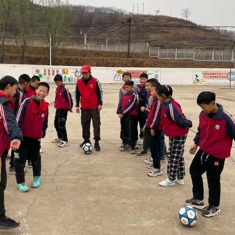 古县第三中学与旧县小学开展“文明校园结队行，助力复兴少年宫”帮扶指导活动纪实