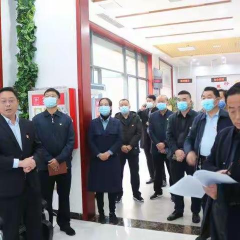 党建服务进社区 义诊志愿暖人心——禹州市第十六期科级干部进修班第十组学员 开展为民办实事活动