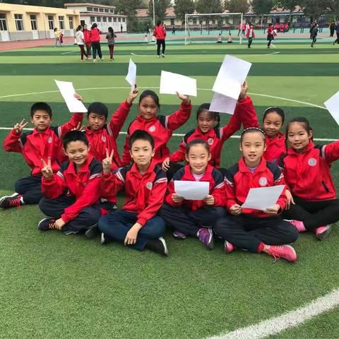 临朐县第二实验小学学唱歌曲《我和文明有个约》