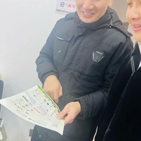 ［铁西创卫］笃工街道北三中路社区开展垃圾分类宣传活动
