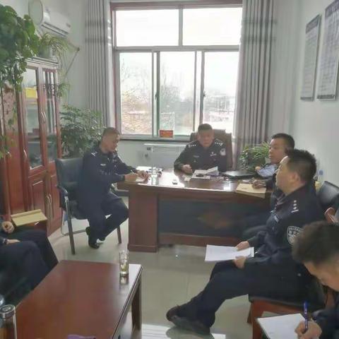 耀州公安分局考核组到石柱派出所进行年度考核工作