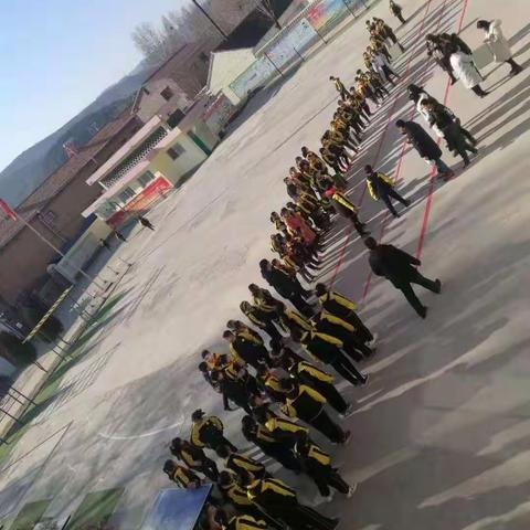 王峪学区六年级——欢乐过元旦