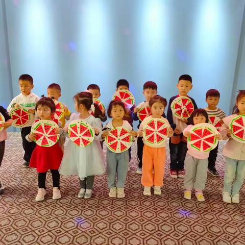 驻马店市爱尔幼儿园“延时兴趣班汇报演出”活动