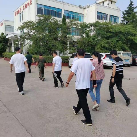 县人社局“七一”前夕开展“ 双创争一流”参观学习活动