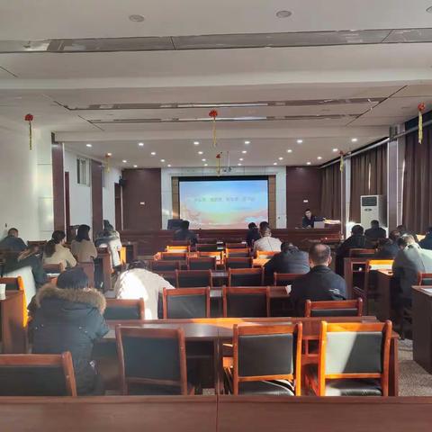 县人社局“人社业务大讲堂”开讲了