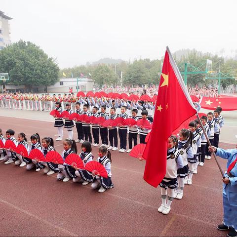 活力少年 悦动精彩——三1班趣味运动会精彩纪实