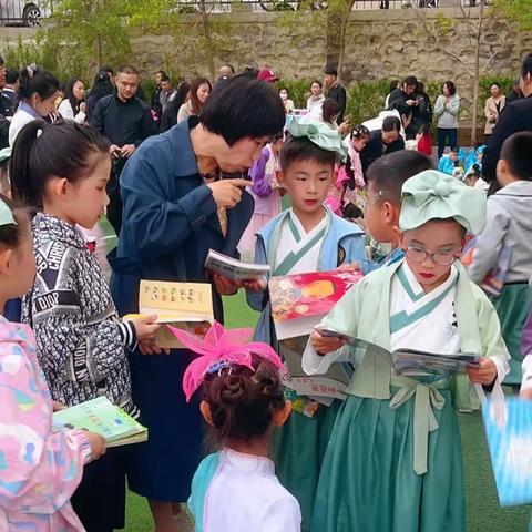 阅读像呼吸一样自由——调兵山市第一小学一年八班