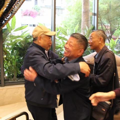 欢迎日思夜想的老七连战友来简阳相聚