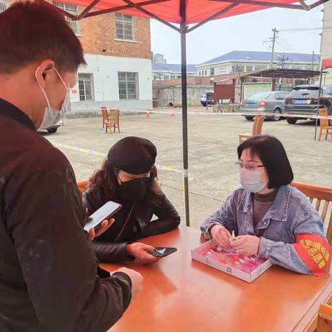 疫情防控  党员勇担当