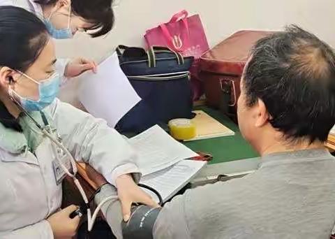 雷锋家乡学雷锋，德润雨花志愿红