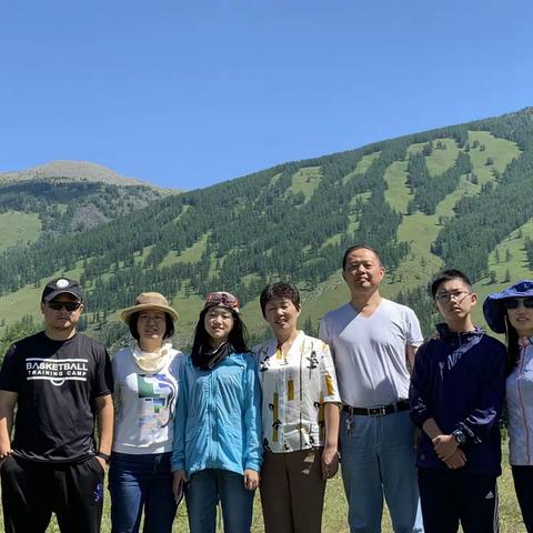 一路西行，一路亲情，一路欢歌！