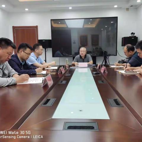 碑林区应急管理局召开党委会，传达学习碑林区迎十四运专题会议精神，安排部署安全生产工作