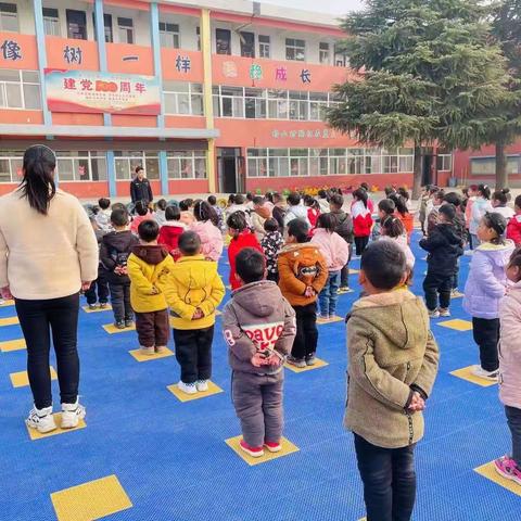 【豫筑平安】西张村派出所深入辖区幼儿园开展法制安全教育课