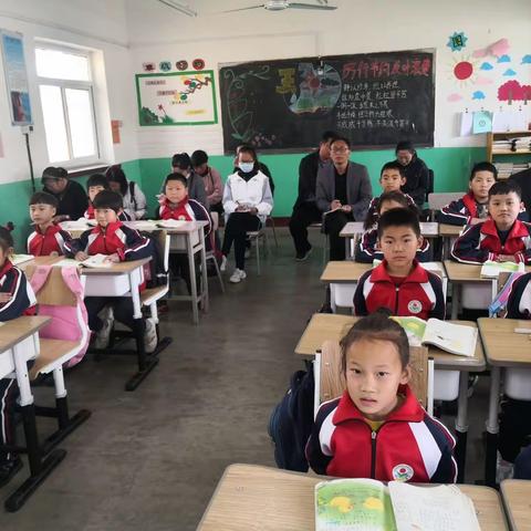 同课异构助力教师成长——东釜山乡中心学校教研活动