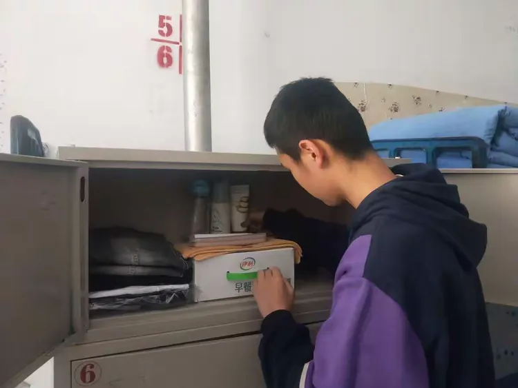 滦南四中,男生优秀宿舍展示