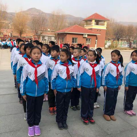 茶业口镇中心小学开展“我运动、我快乐，红领巾向祖国致敬”队列队形、广播体操比赛