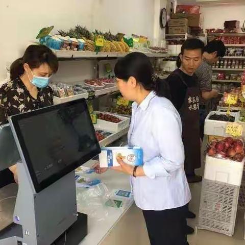 东营区支行开展金融知识万里行宣传活动