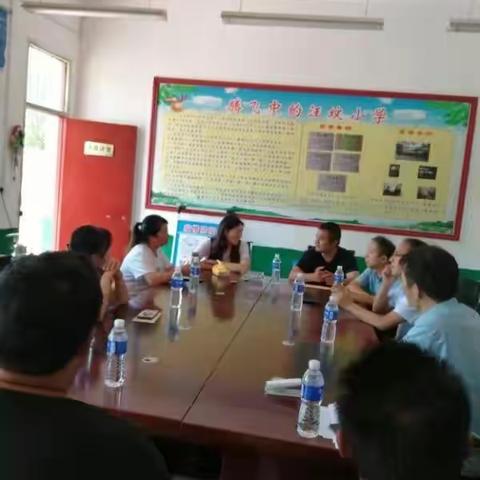 西峡县双龙镇汪坟小学教师节慰问活动_河南教育资讯在线网