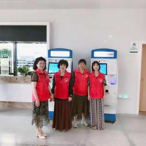 吴兴区织里爱心妈妈协会周末织里医院志愿者活动，帮助他人，快乐自己！