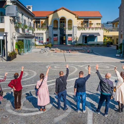 秋游凤仪湾水镇