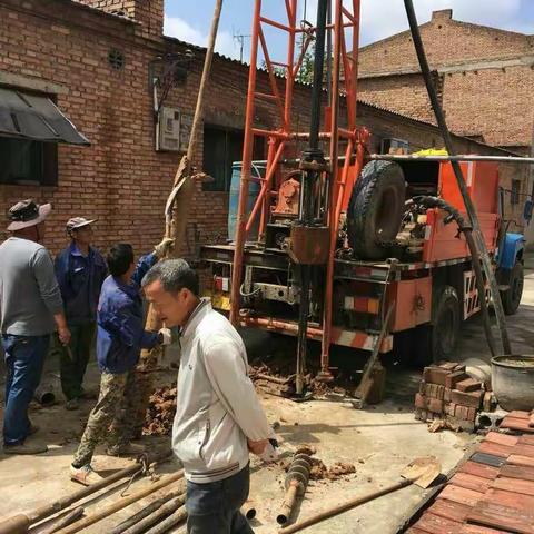 红旗街办南江村四组开始工程地质勘探 洪庆街办栗沟村地灾工程治理进行施工前准备