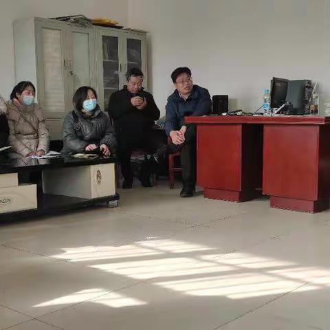 魏邱中心校中高级职称答辩预备会