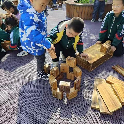 海峰幼儿园中三班本周精彩瞬间