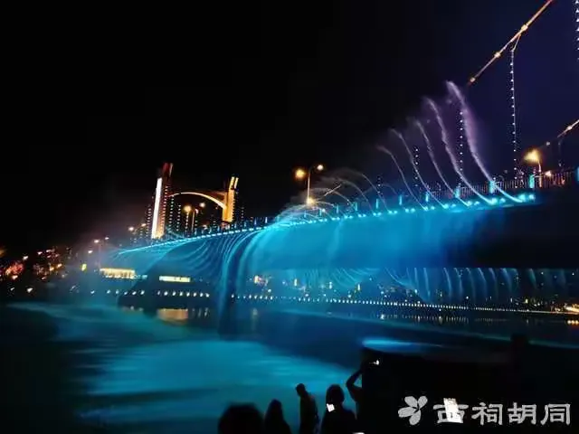 南京的网红桥江宁小龙湾彩虹桥