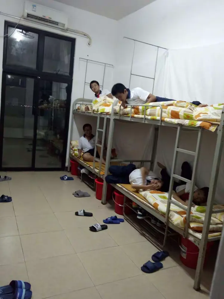 "快乐大本营"坦洲中学初一新生