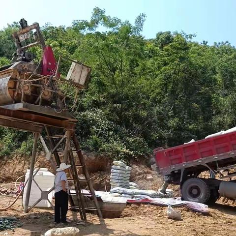 冷水江片区“营销百日劳动竞赛”--开发乡村公路，提升销量