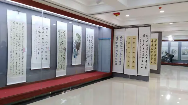 县人大对蒲县美术馆(段云书艺馆)进行专题视察