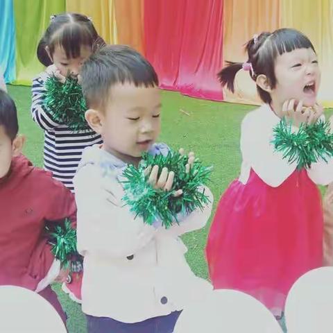 c 区金色童年幼儿园是这样过“六一”节的……