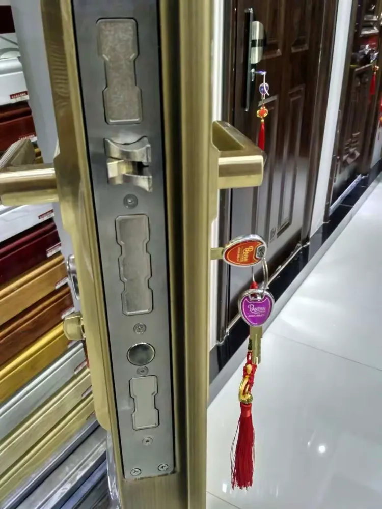 涟水县东鼎商城盼盼门业全体成员祝福新老顾客中秋快乐,身体健健康康