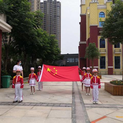 “小仪式，爱国之心”——永城市第三幼儿园升旗仪式