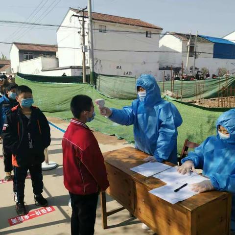 “实战”演练防疫情，只待春暖复学时——仇集小学开展疫情防控应急演练