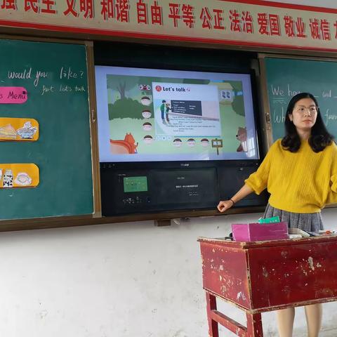 魅力在教研，精彩在课堂 ＿＿十里完小英语组教研活动