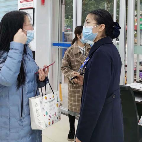 劳动者港湾    建设银行的关怀与担当