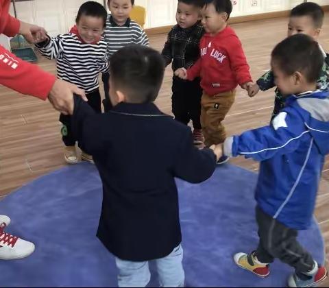 阳光大地幼儿园丁丁班我们的游戏活动