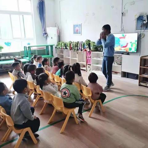 天才宝贝水晶城幼儿园消防演练