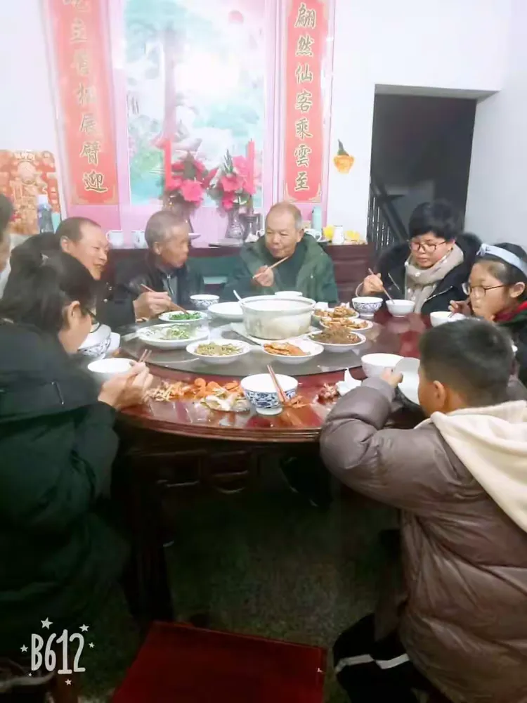 兰溪外国语小学六(1)班范浩正,过年的味道,遇见真好