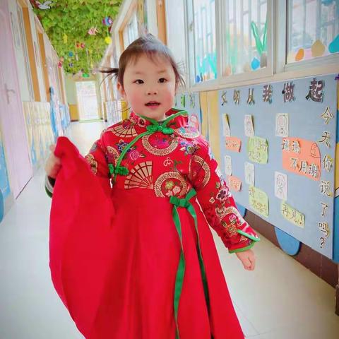 天健弘毅幼儿园小二班幼儿成长记录