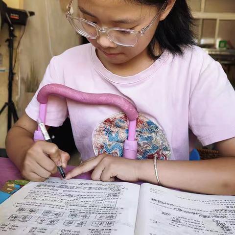 缤纷暑假 赋能成长——新县吴陈河镇中心学校五一班暑期“六个一”活动​纪实