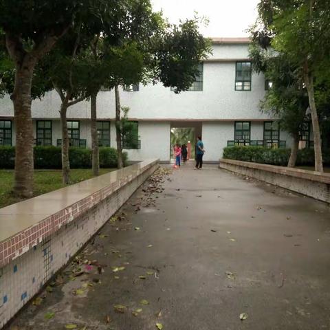 联东中学（培龙小学）