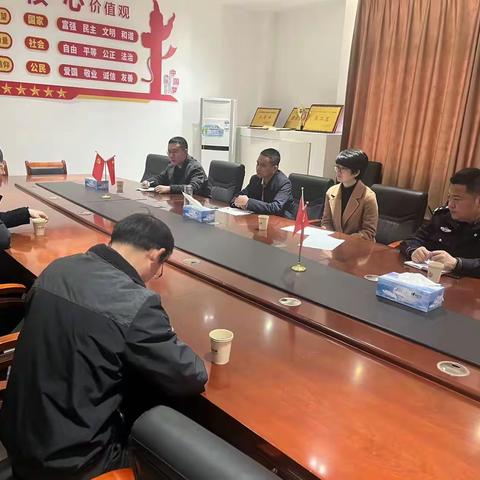 建设平安和谐校园，促进学生健康成长——县政法委领导莅临职校指导校园安全工作